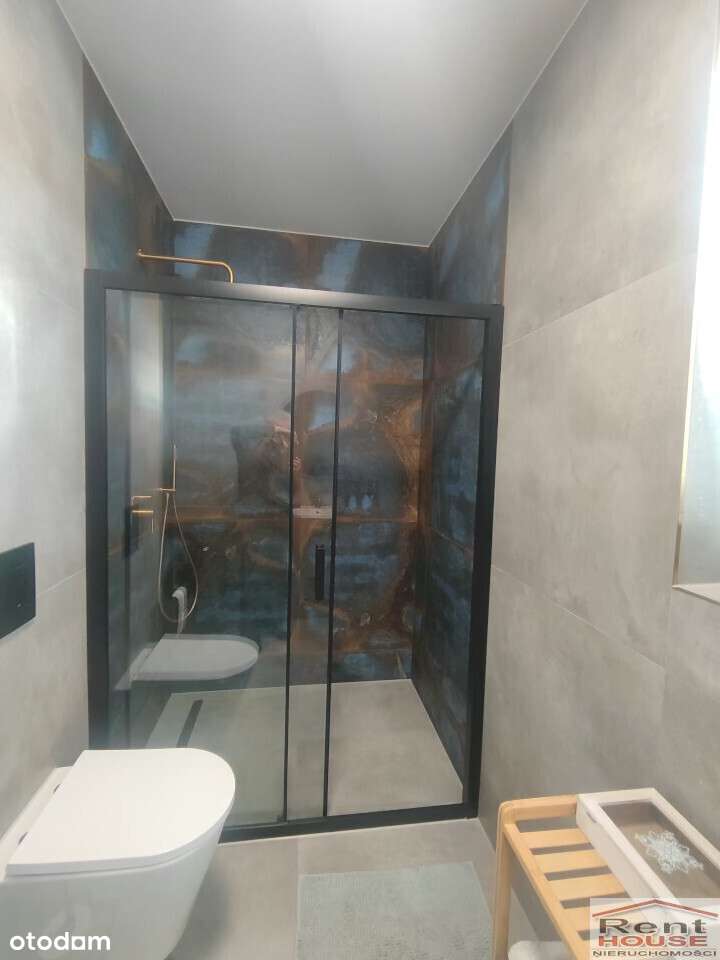 Całkowicie wykończony nowy bliźniak z garażem-16