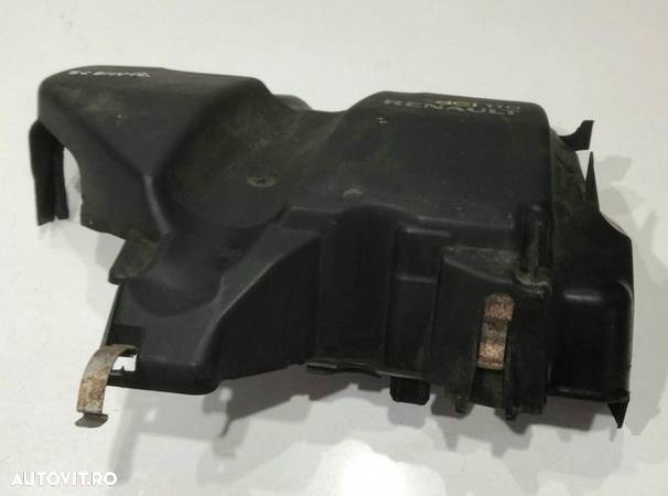 Capac motor Renault Scenic 3 (2009-2011) 1.5 dci K9K (836) 110 cp 175b17170r - 2