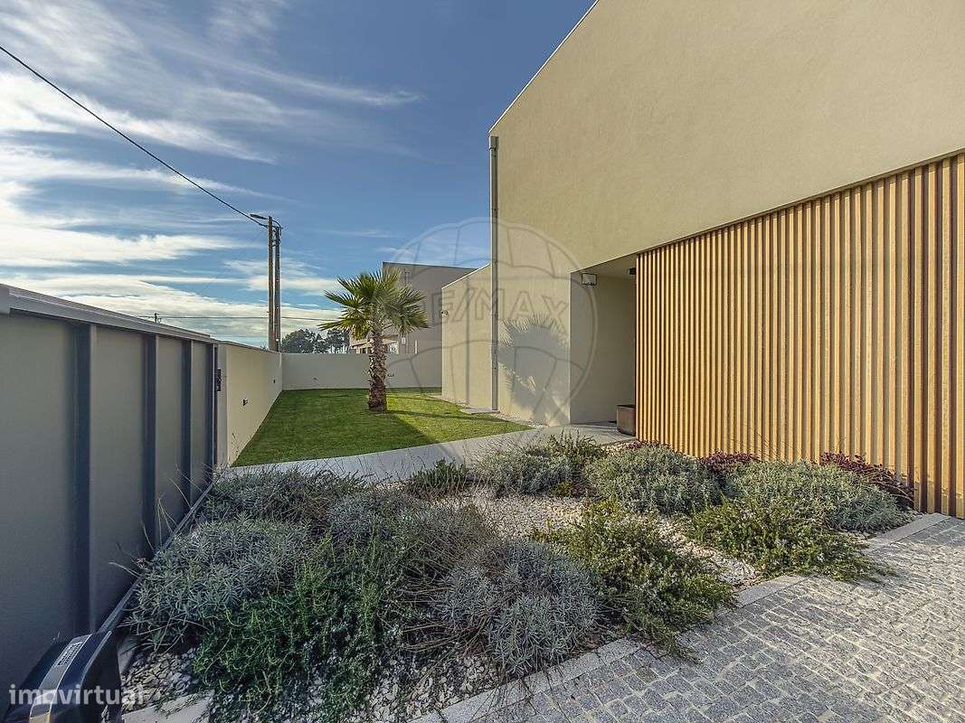 Moradia T4 para venda - Grande imagem: 4/46