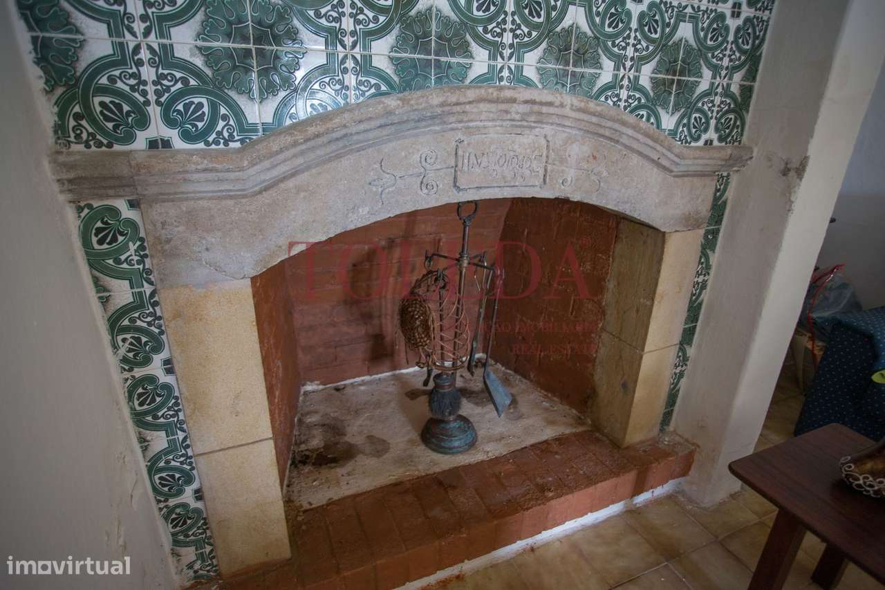 Moradia T2 com Garagem e Terreno - Grande imagem: 3/40