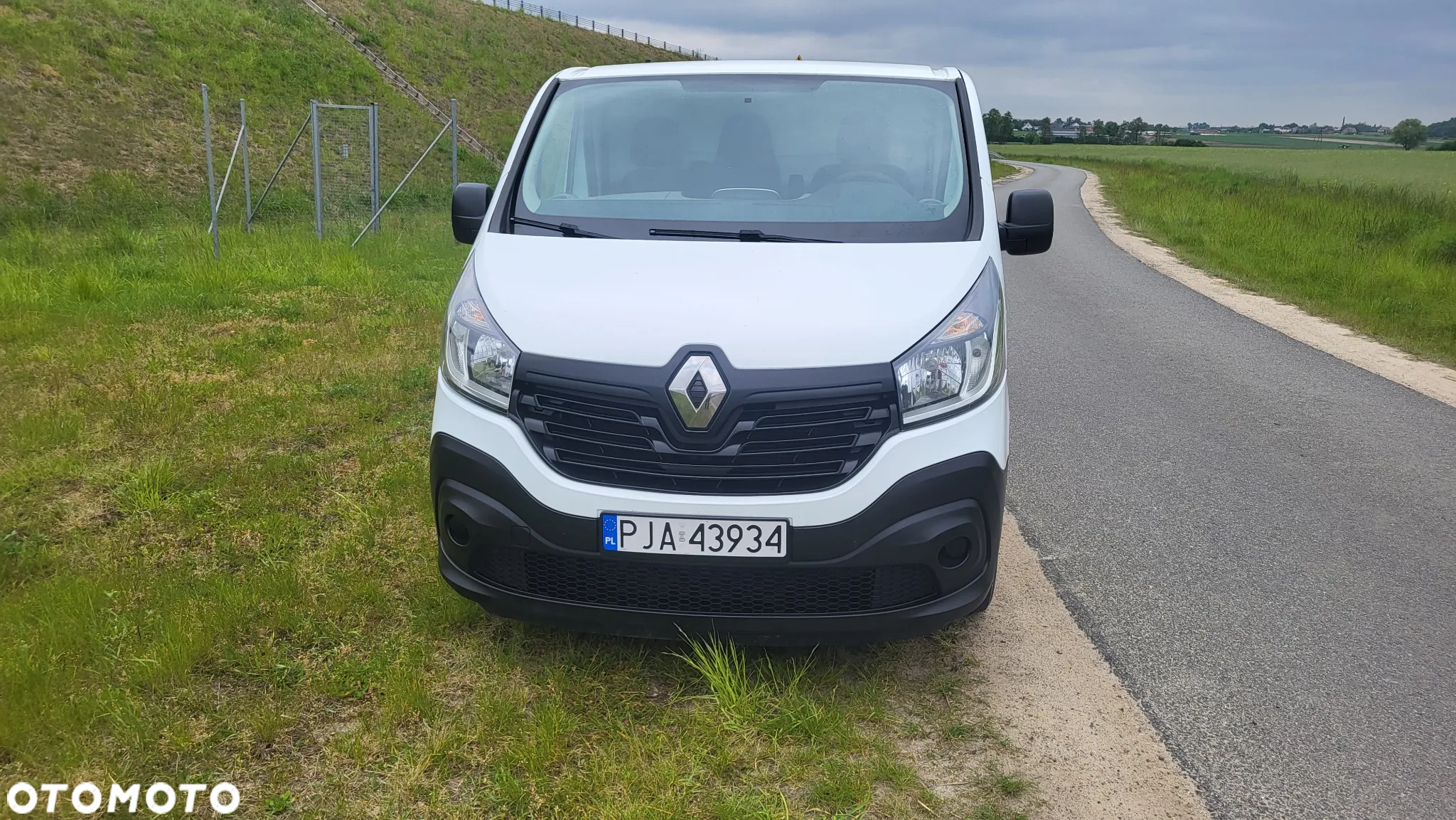 Renault Trafic - 13