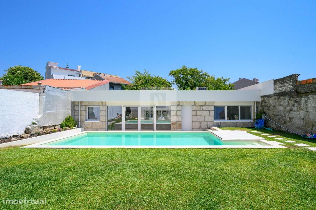 Moradia T4+1 Jardim e Piscina Parque da Cidade | Moradia Aldoar-0