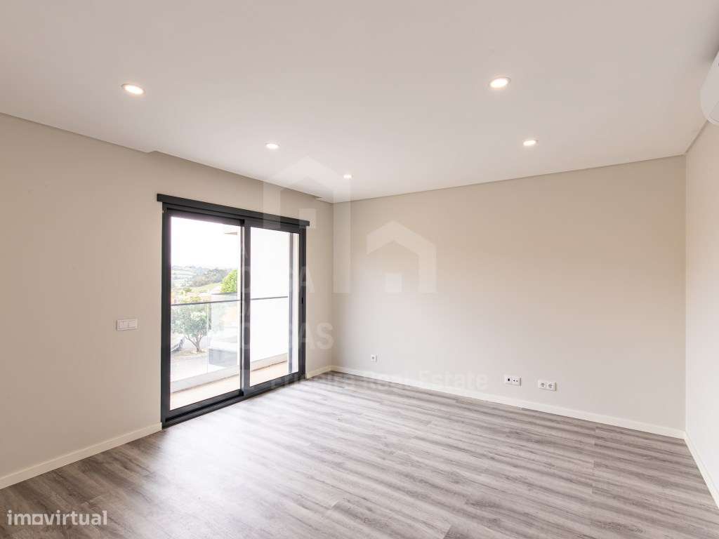 Vende Moradia T5 - Malveira 9km, A Casa das Casas-11