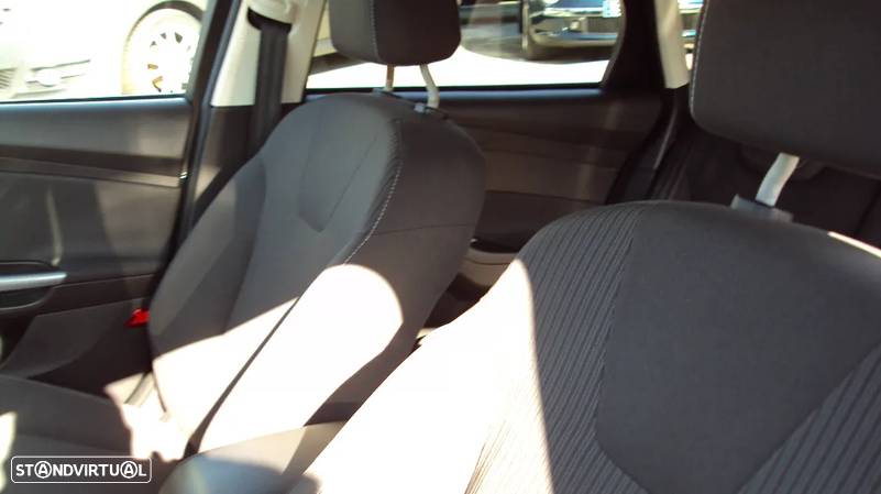 Ford Focus 1.0 SCTi Titanium Best - 10