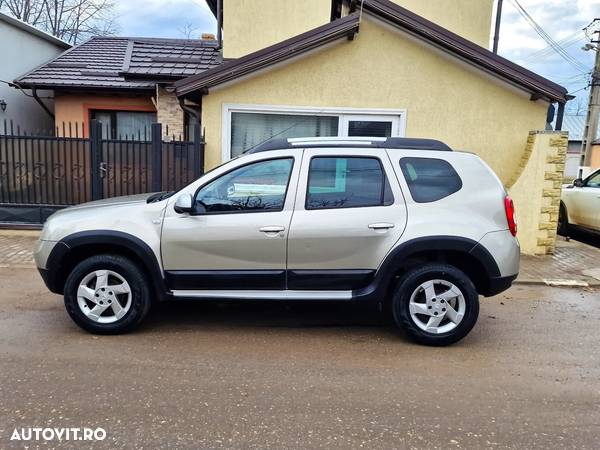 Dacia Duster 1.6 4x2 Laureate - 12