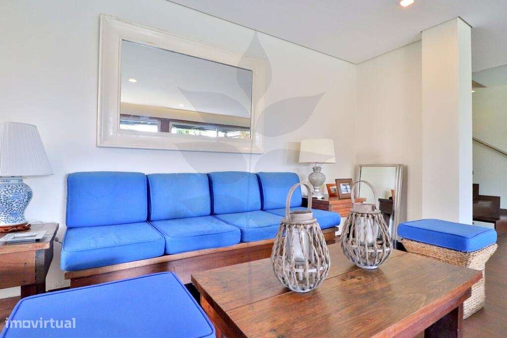 Venda Moradia Geminada Palmeira T4-45