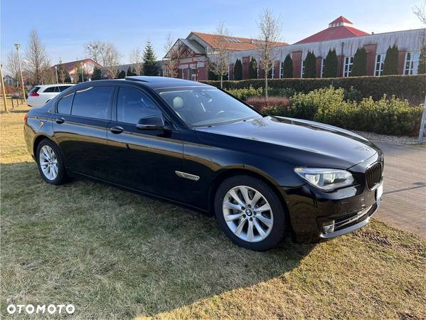 BMW Seria 7 740Li - 7