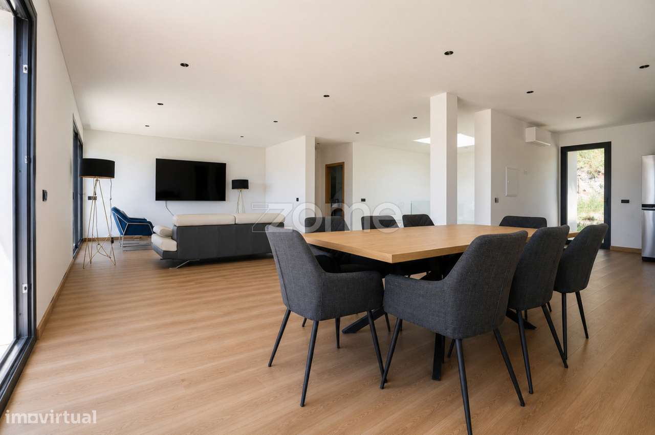 Moradia de luxo T5 Amares-8