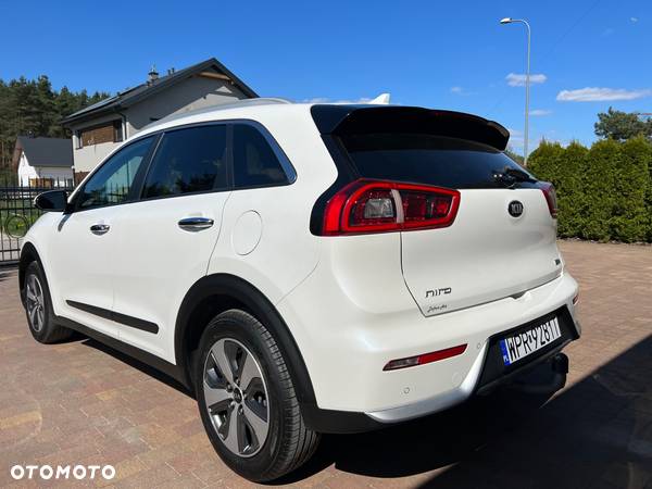 Kia Niro 1.6 GDI 2WD Vision - 11