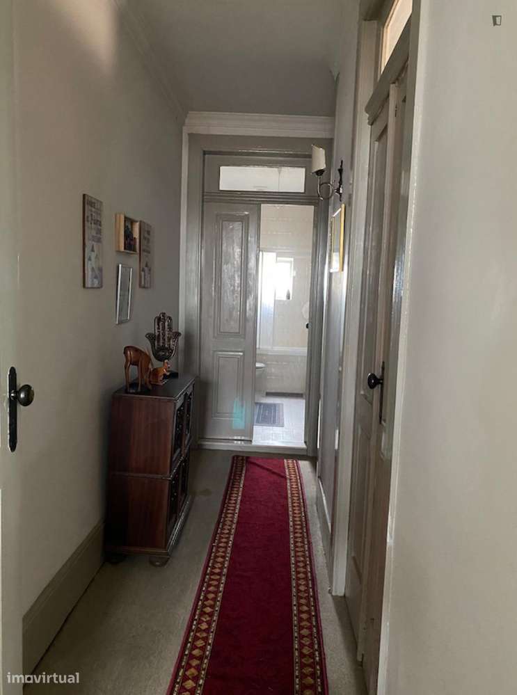 Quarto - localizado em Paranhos Porto - Grande imagem: 3/10