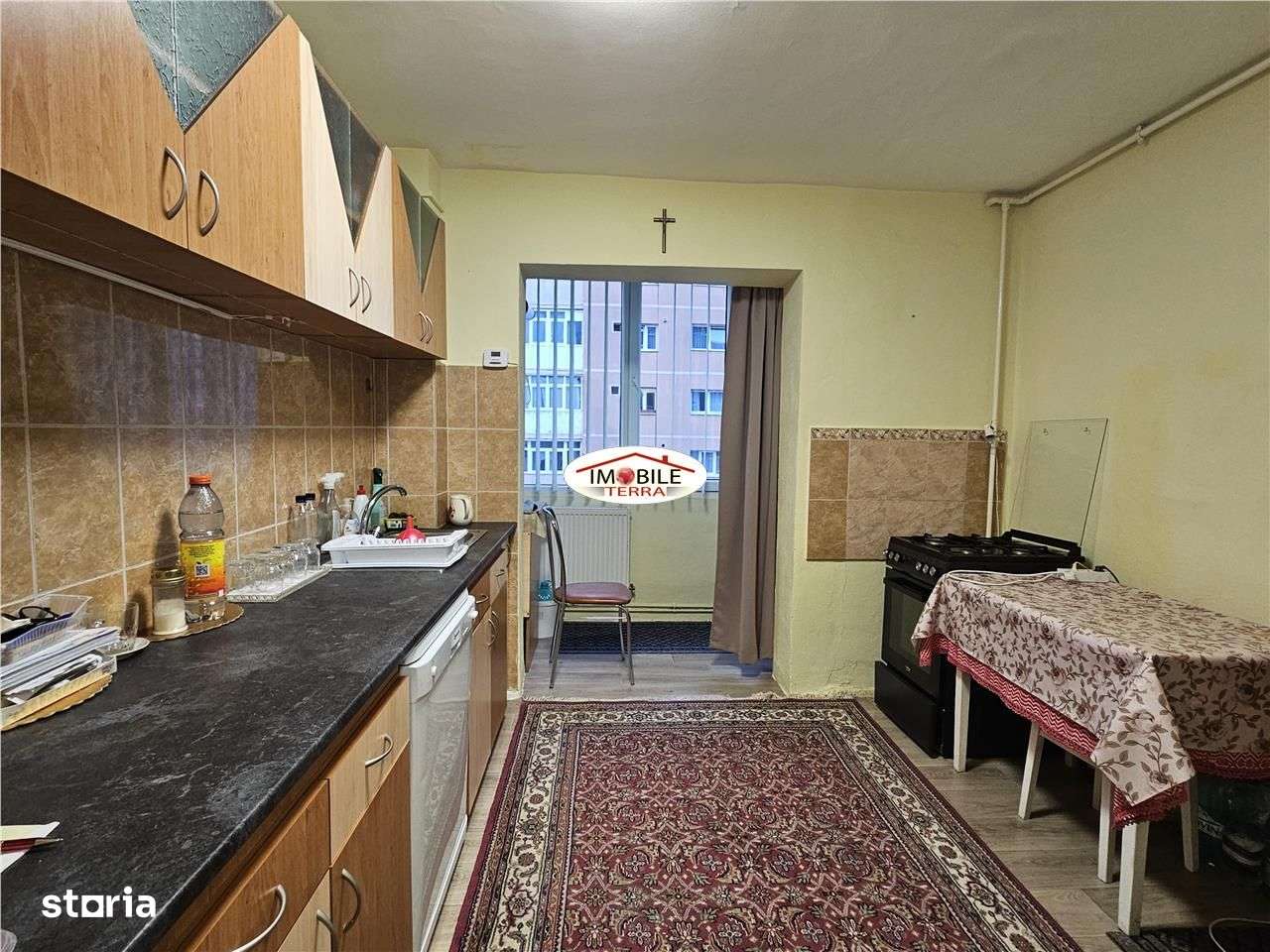 Apartament 3 camere decomandat cu pivnita de vanzare in Vasile Aaron-5