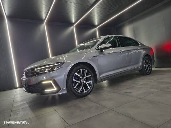 VW Passat 1.4 TSI Plug-In-Hybrid DSG GTE - 5