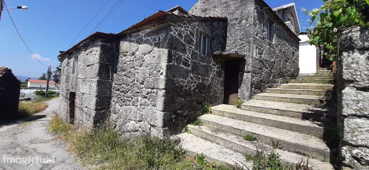 Moradias em granito – Oliveira de Frades - Grande imagem: 5/39