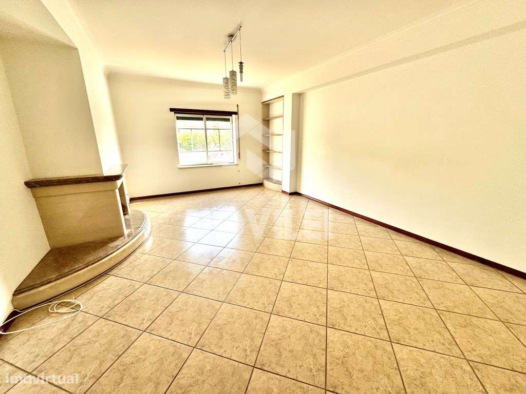 Apartamento T3 junto á estação de comboios de Leiria. - Grande imagem: 4/17