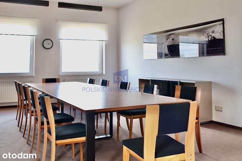 Wolnostojący obiekt usługowo-biurowy-10