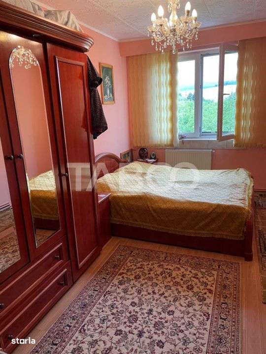 Apartament 3 camere decomandate etaj intermediar in cartier Gheorgheni-3