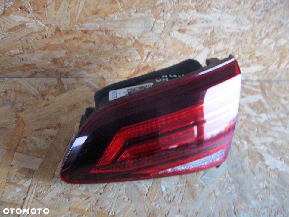 VW GOLF VII LIFT LAMPA PRAWA TYLNA W KLAPE LED - 2