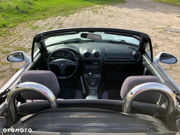 Mazda MX-5 1.6 16V - 12