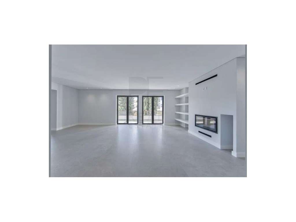 Apartamento T4 em Monte Estoril - Grande imagem: 4/47