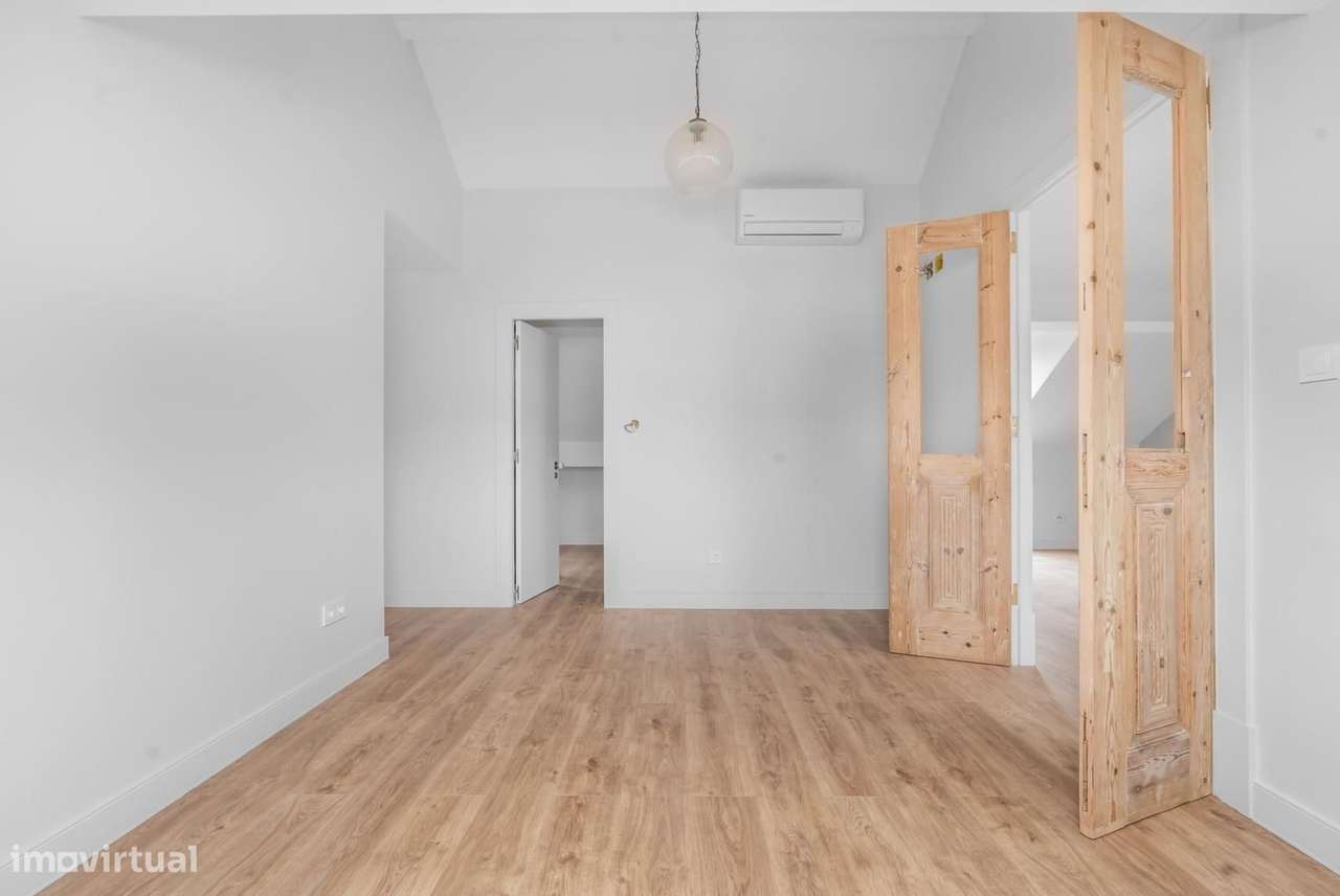 Apartamento T3 novo, Praça da Alegria, Lisboa-26