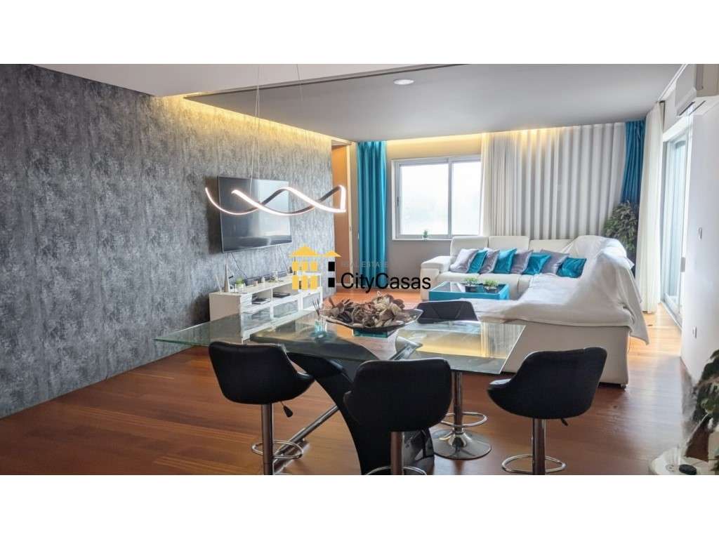 Apartamento T5 c/ Terraço e Garagem | Gondomar - Grande imagem: 5/21