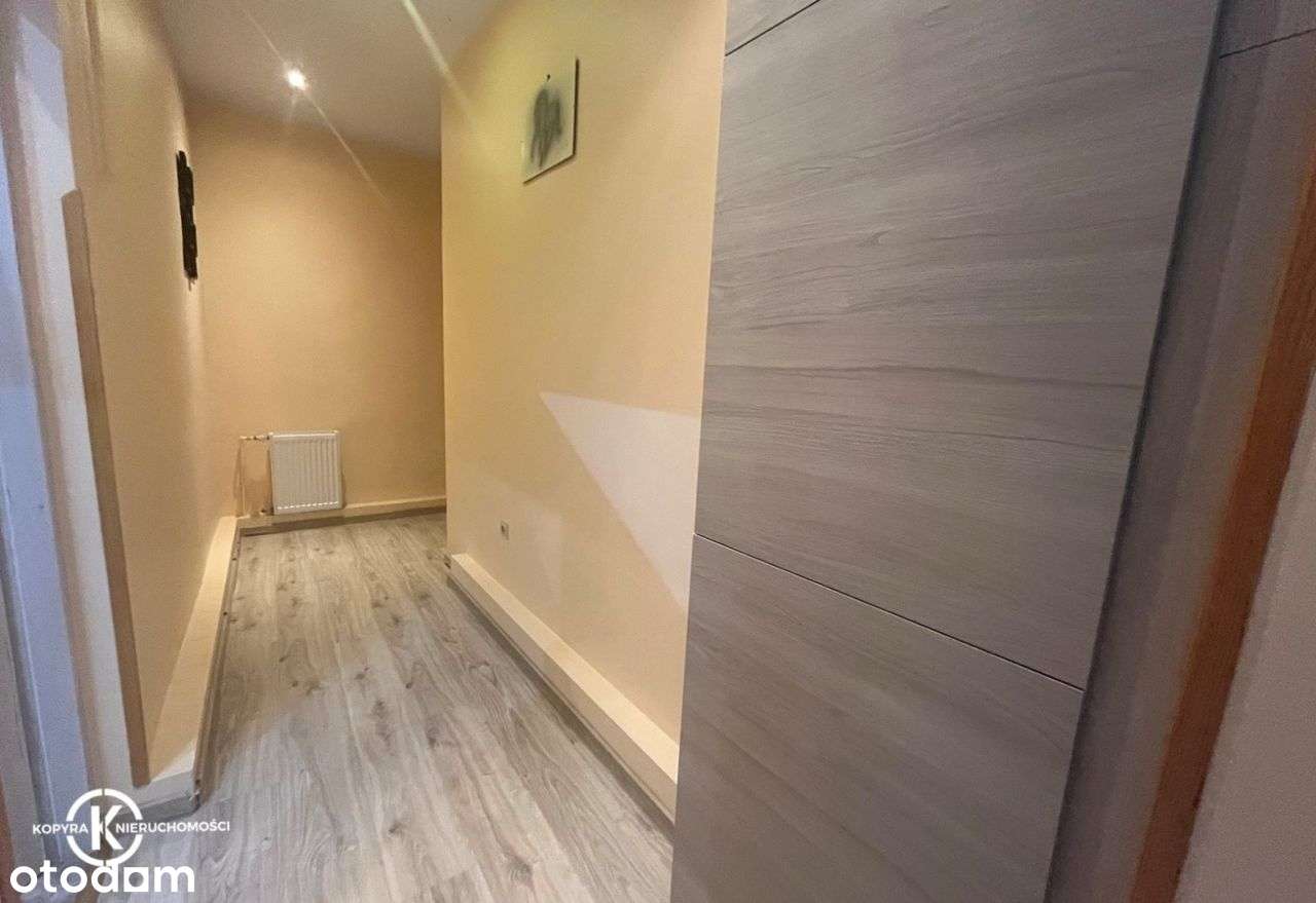 Na sprzedaż przestronne mieszkanie 5-pokojowe-11