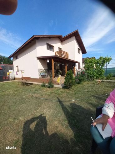 Casa de vanzare Buturugeni / jud Giurgiu aproape de Bucuresti-1