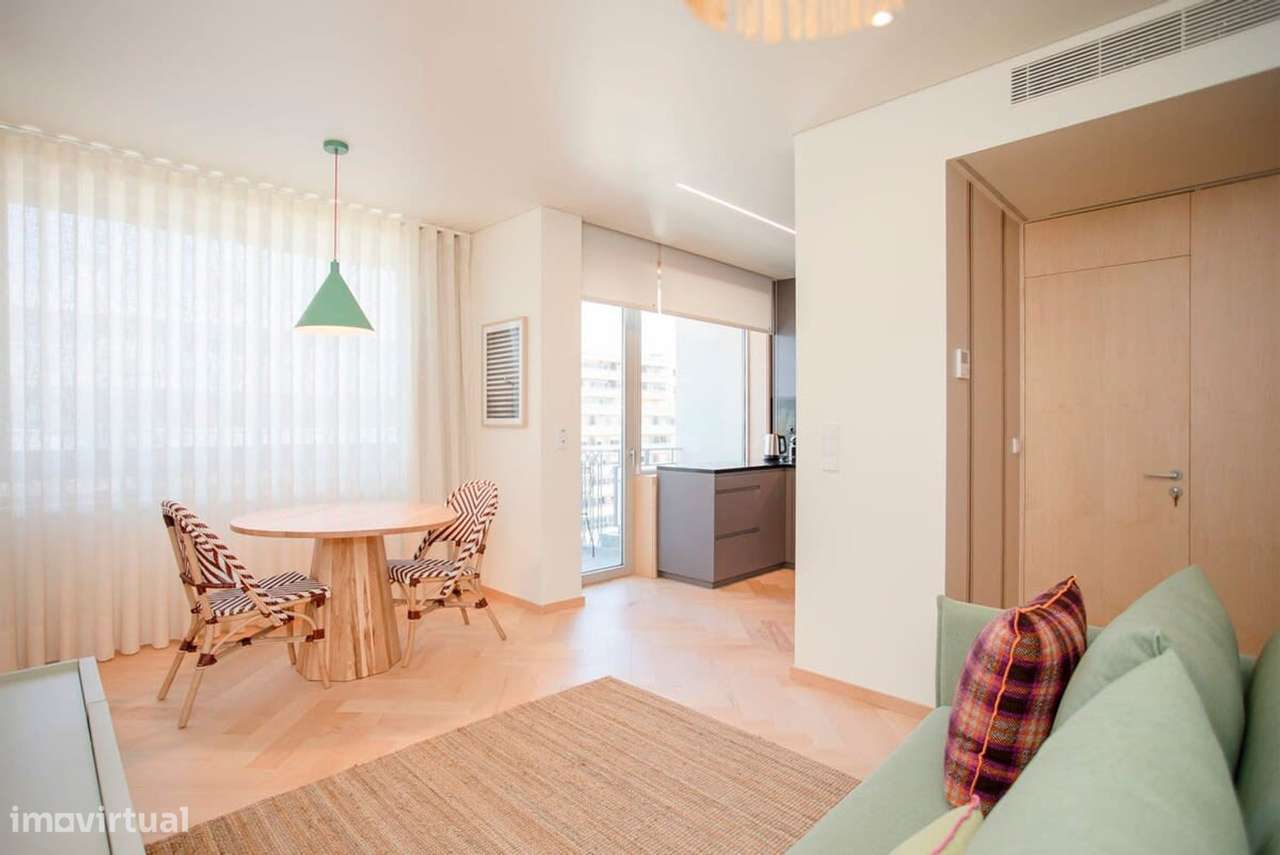 Apartamento Mobilado - Lordelo do Ouro e Massarelos - Grande imagem: 3/21