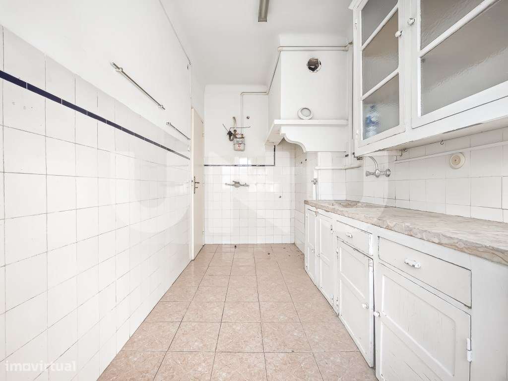 T2 com potencial total de remodelação, em Benfica-6