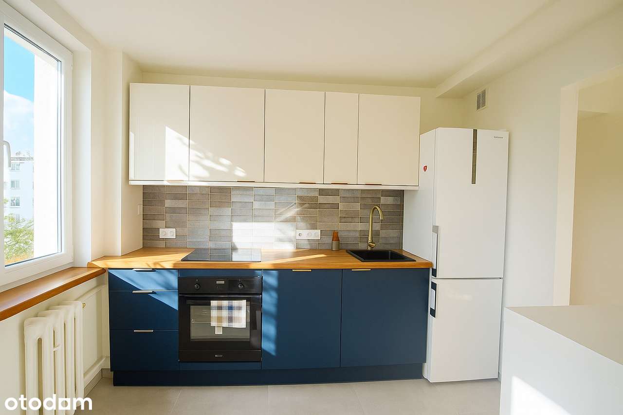 Słoneczne 2 pokojowe, stan idealny, duży balkon-0