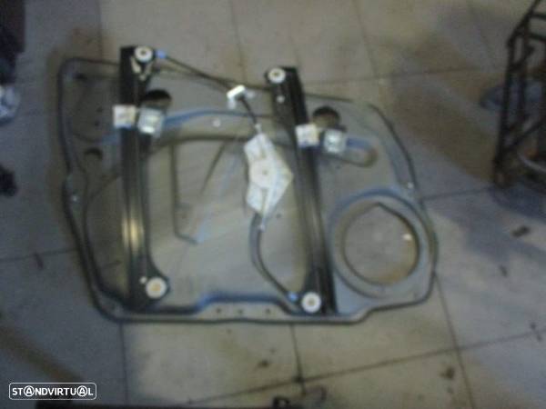 Elevador Sem Motor A1697200179 MERCEDES W169 2005 5P FD - 3