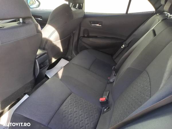 Toyota Corolla 2.0 HSD Dynamic interior Negru - 15