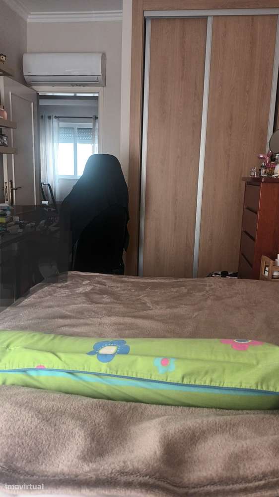 T2 com terraço no Bairro Rêgo em Lisboa-15