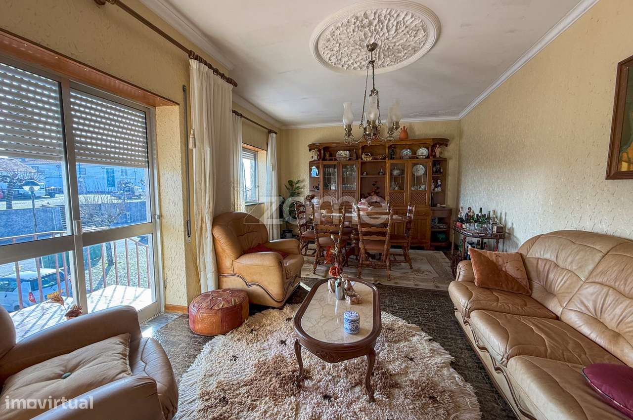 Moradia T7 | Senhor da Serra | Coimbra - Grande imagem: 1/26