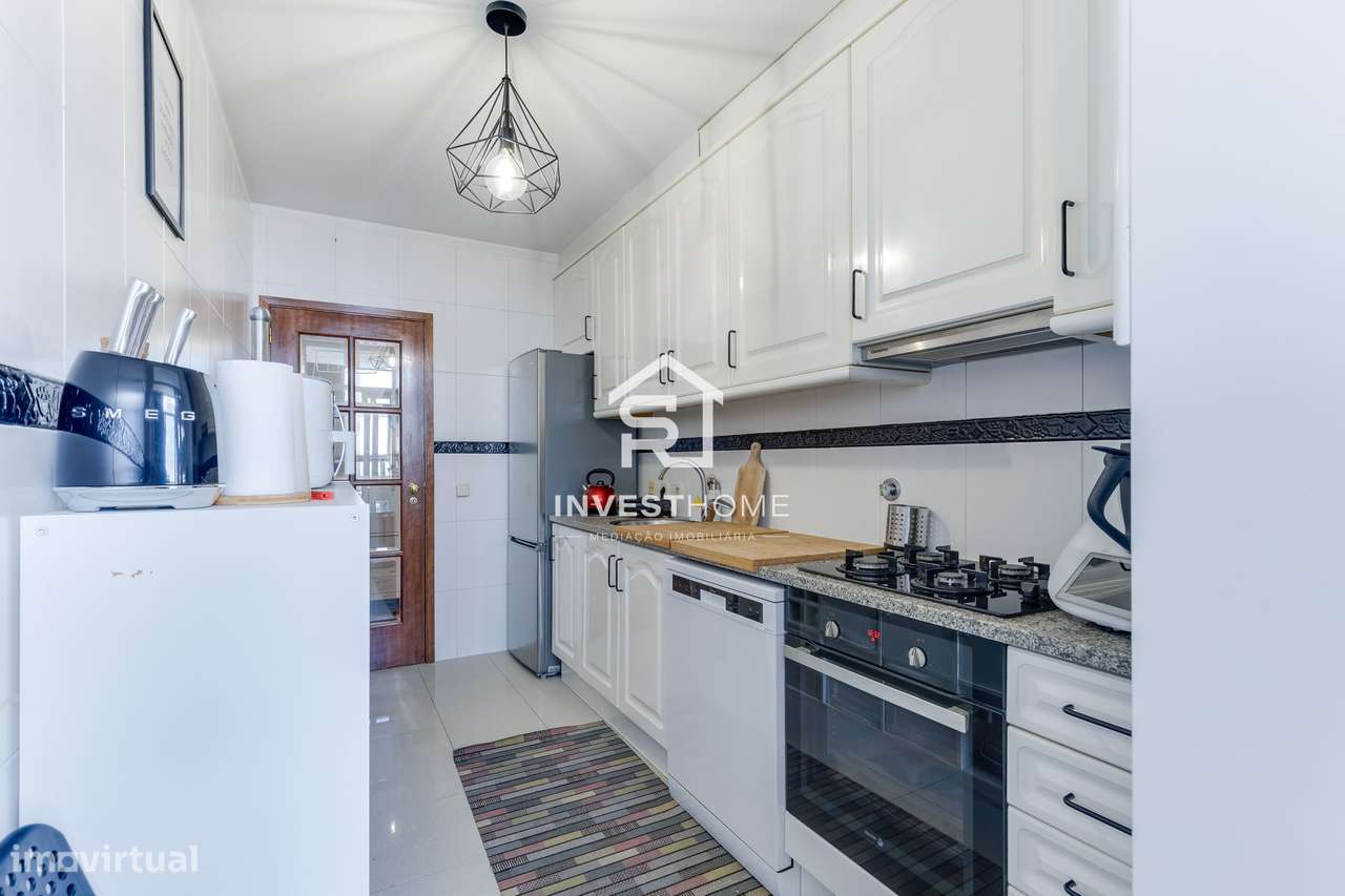 Apartamento T2 | Boas áreas | Varanda | 2 Lugares Garagem-20