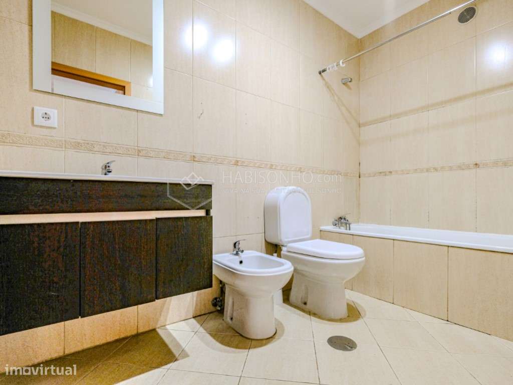 Apartamento T2 c/ Terraço | Baguim do Monte | Gondomar-16