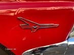 Ford Thunderbird - 24