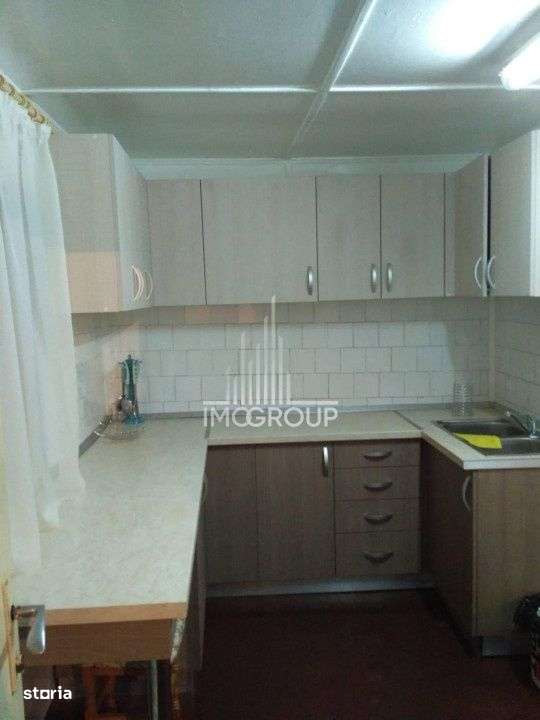 Hostel 10 camere | capacitate 33 persoane | sauna | ciubar | Muntele B - Imagine principală: 3/12