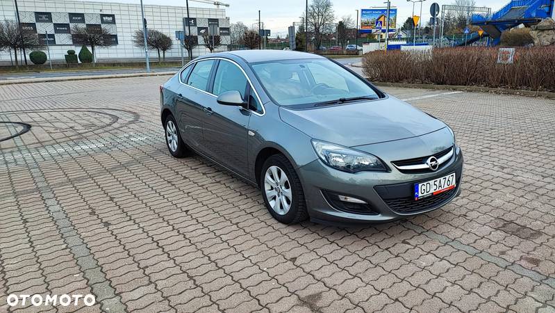 Opel Astra IV 1.4 T Enjoy EU6 - 20