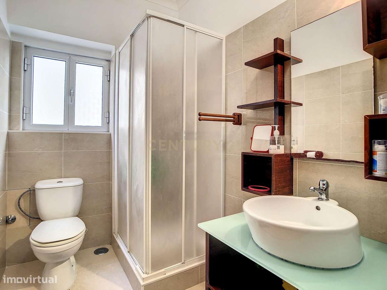 Apartamento T2 a poucos passos da Praia em Nazaré - Grande imagem: 2/19