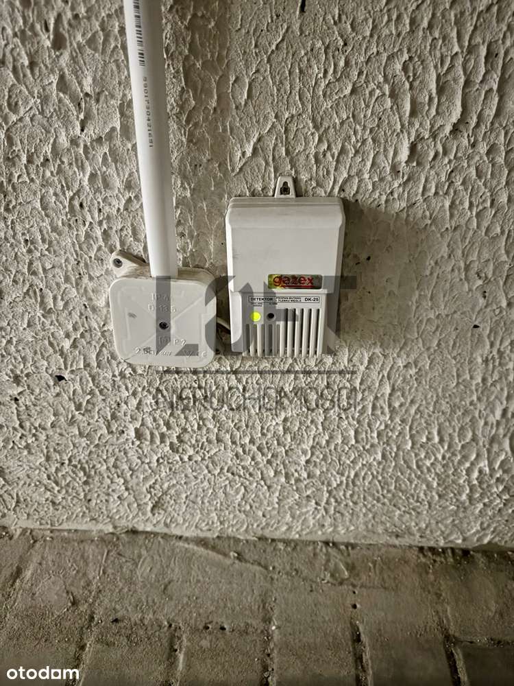 Garaż w hali garażowej – Kryształowa 13-4