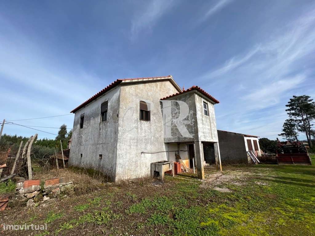 Moradia isolada T2 + terreno com condição de habitabilidade - Grande imagem: 2/30