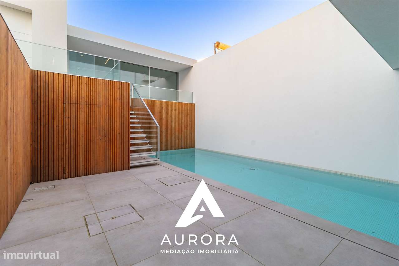 MORADIA T4+1 DE LUXO, PRAIA MADALENA, PORTO, COM PISCINA - Grande imagem: 4/60