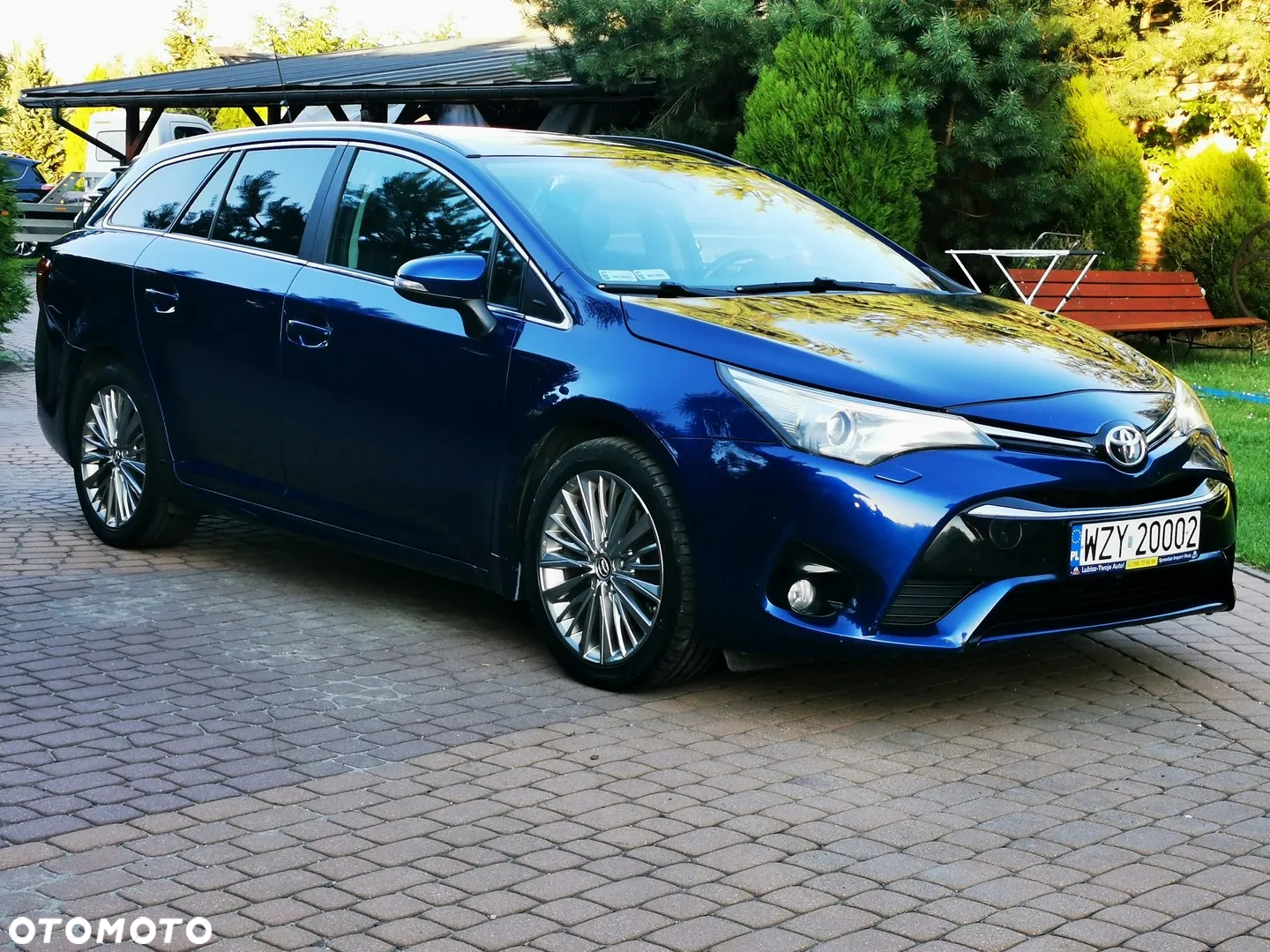 Toyota Avensis 2.0 D-4D Active Business - 3