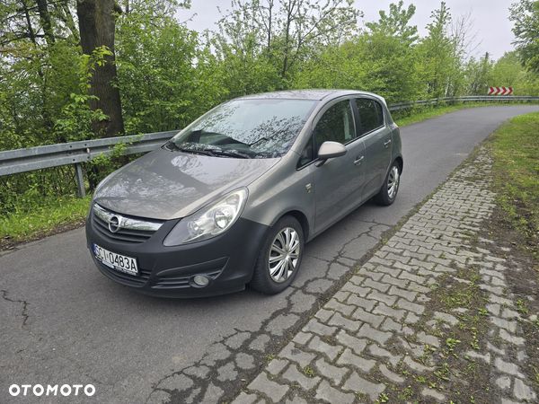 Opel Corsa 1.2 16V Essentia - 1