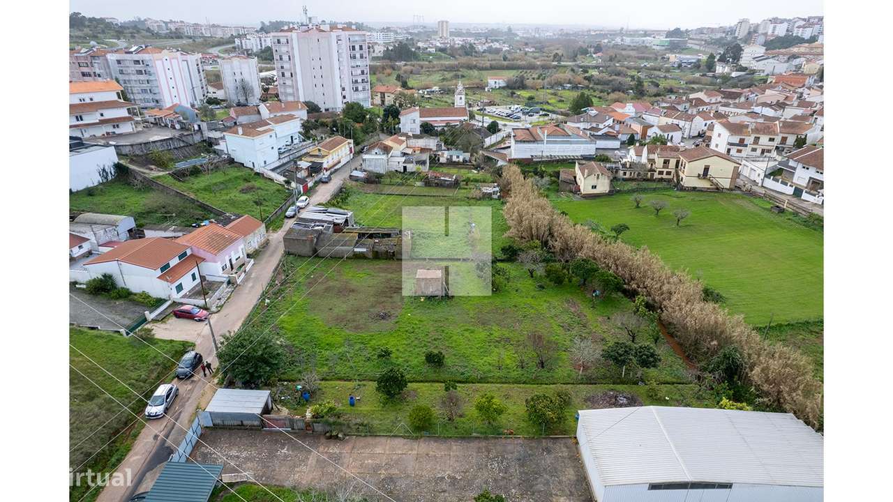 Terreno com projecto aprovado - Grande imagem: 5/10