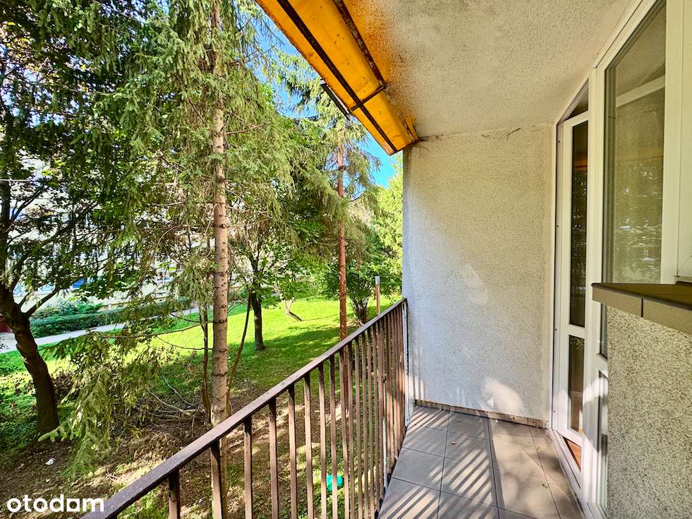 | 2 pokoje + kuchnia | 40m2 | balkon | komórka |-13