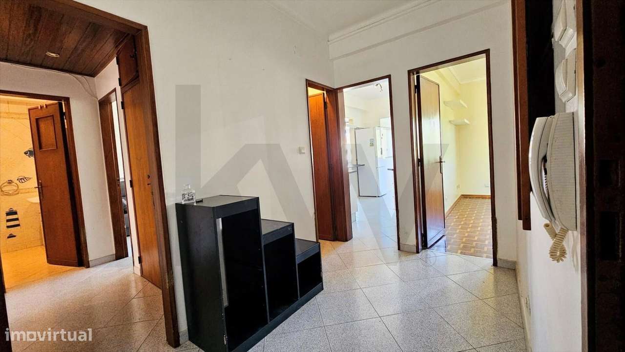 T2 em Monte Abraão a 5 minutos da Estação - Grande imagem: 5/22