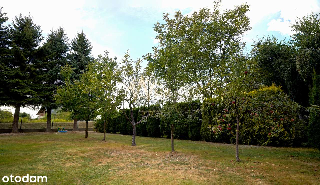 KOMFORTOWY DOM Z OGRODEM I 3 GARAŻAMI!-5