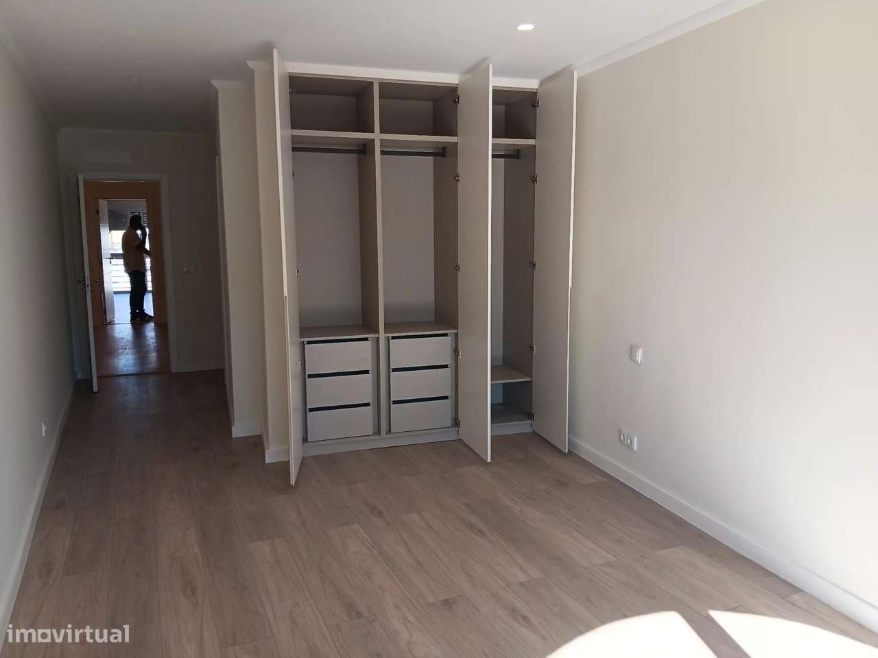 Fantástico Apartamento T4 , com acabamentos de luxo .-7